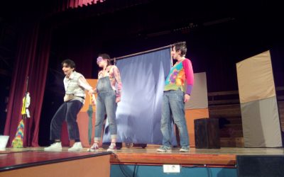 Los alumnos de 1º y 2º ESO asisten a la representación de La isla del tesoro