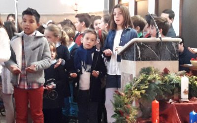 La última Misa en Familia reúne a toda la comunidad educativo-pastoral con motivo del pregón de Adviento