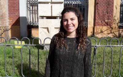 Mónica Eced, alumna de cuarto de ESO, recibe la beca Fundación Amancio Ortega para cursar un año académico en Canadá