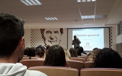 Leo Montolío, director del SPE V11, Servicios Psicopedagógicos Escolares, felicita al claustro de profesores