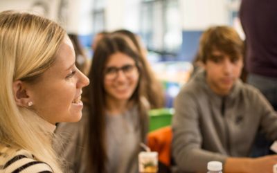 El alumnado de la asignatura de Competencia Comunicativa Oral participa en el proyecto Only-English Café