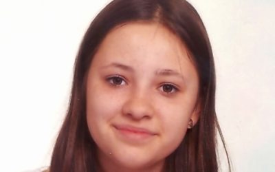 Sonia Traver, alumna de primero de Bachillerato, ganadora de un concurso internacional de logos dentro del proyecto «TIME», de la Red del Plan de Escuelas Asociadas de la UNESCO