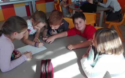 Los alumnos de segundo de primaria elaboran su propia Constitución